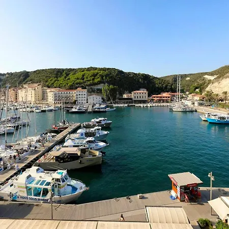 De 2 Avec Wifi A Bonifacio